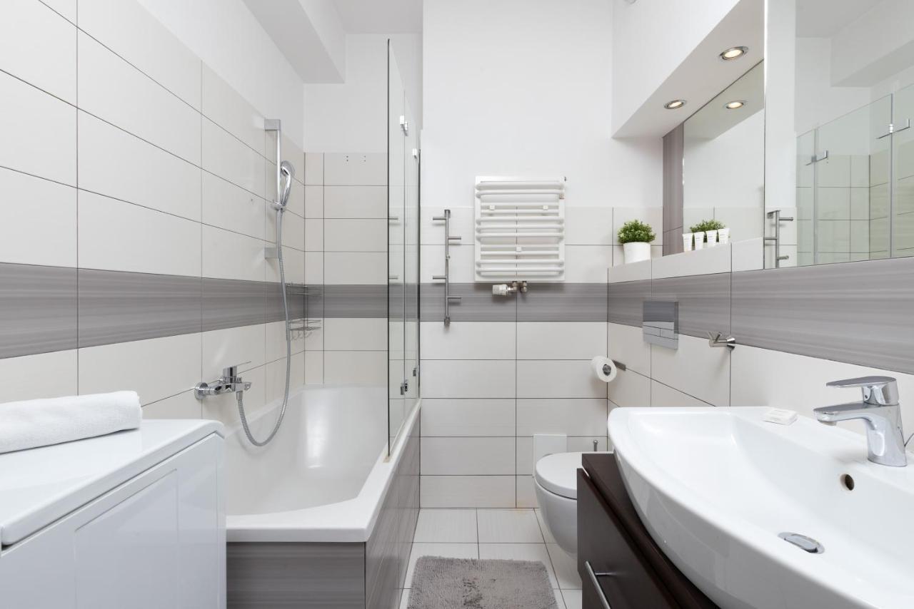 Family Apartament Mysliwska By Renters Apartman Gdańsk Kültér fotó